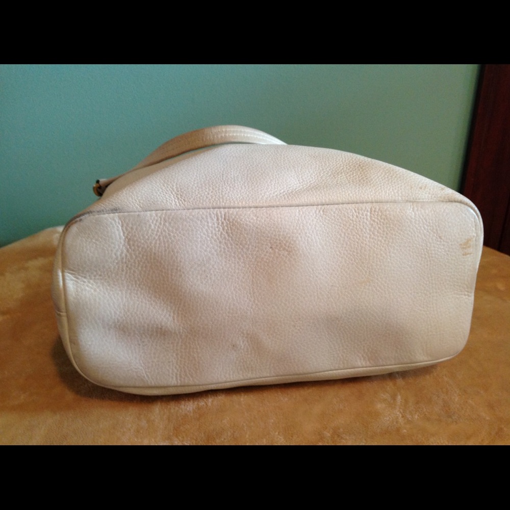 Coach - Picture 4 of 8